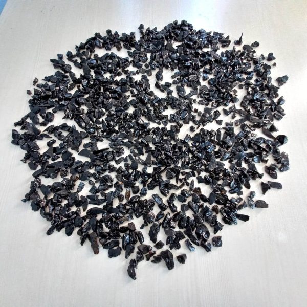 Terrazzo 1/4" Black Chips - Image 3